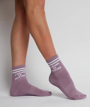 Pilates University 1883 - J'ADORE LE PILATES: Purple / Unisex / One Size
