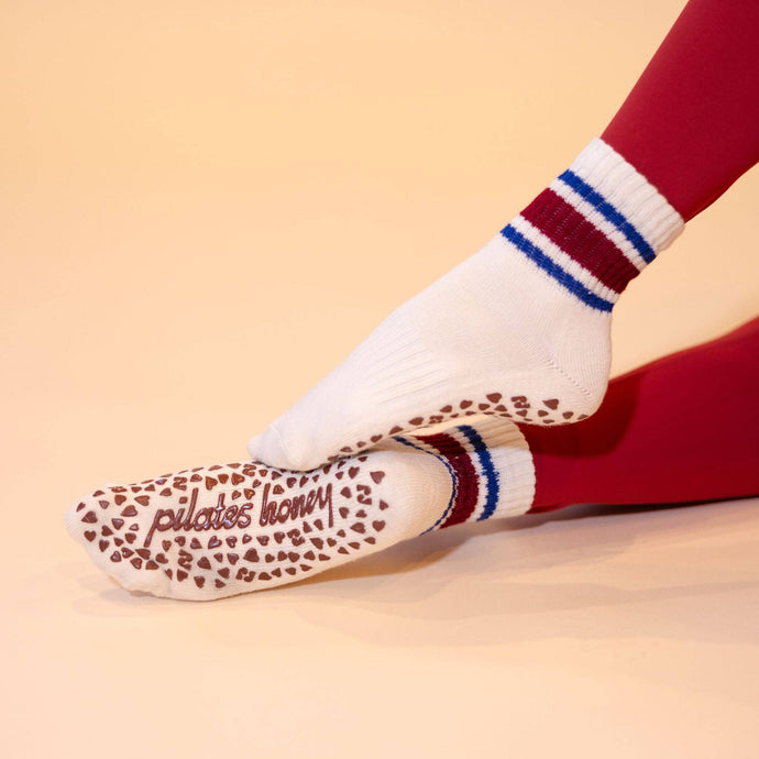 Pilates Honey - Midwest Red Vintage Short Crew: S/M