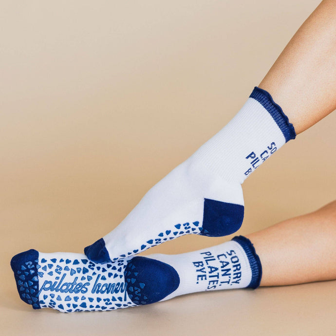 Pilates Honey - Sorry. Can't. Pilates. Bye. Ruffle Crew Grip Sock: S/M